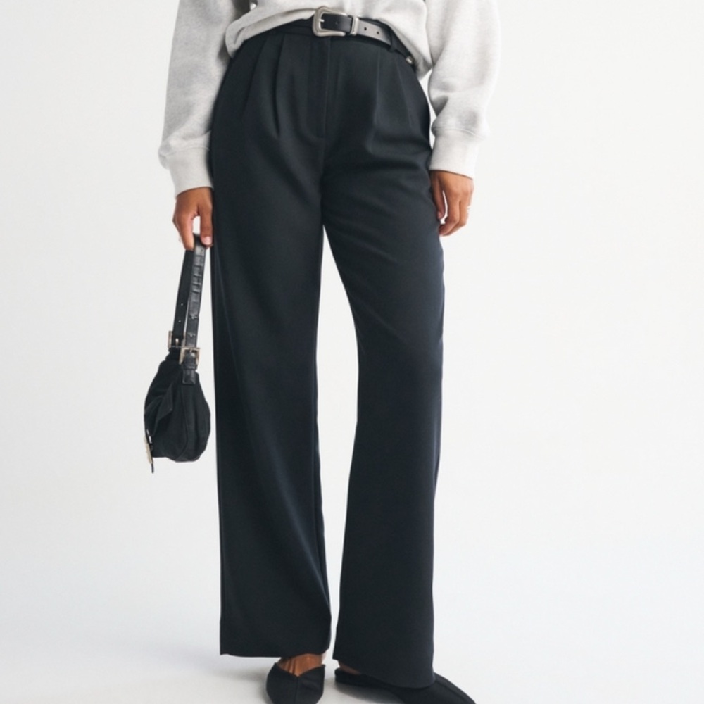 Abercrombie & Fitch Curve Love Sloane Tailored Wide Leg Pants in Black